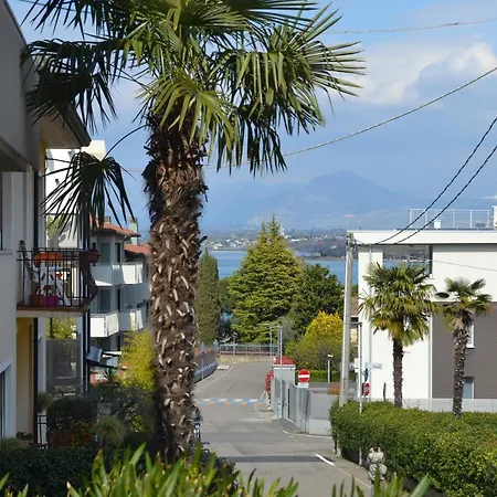 Iris Ar Holiday-home Διαμέρισμα Πεσκιέρα ντελ Γκάρντα