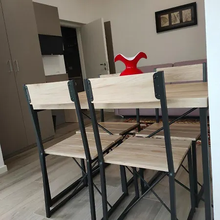 Iris Ar Holiday-home * Πεσκιέρα ντελ Γκάρντα