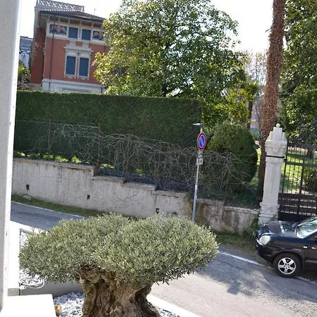 Appartement Iris Ar Holiday-home