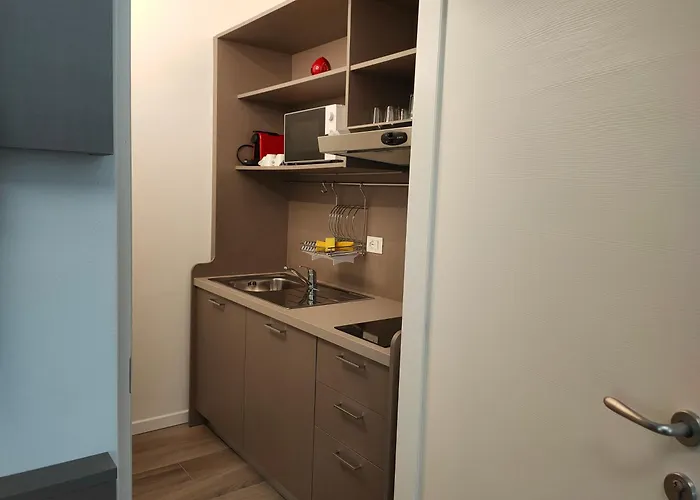 Iris Ar Holiday-home Πεσκιέρα ντελ Γκάρντα
