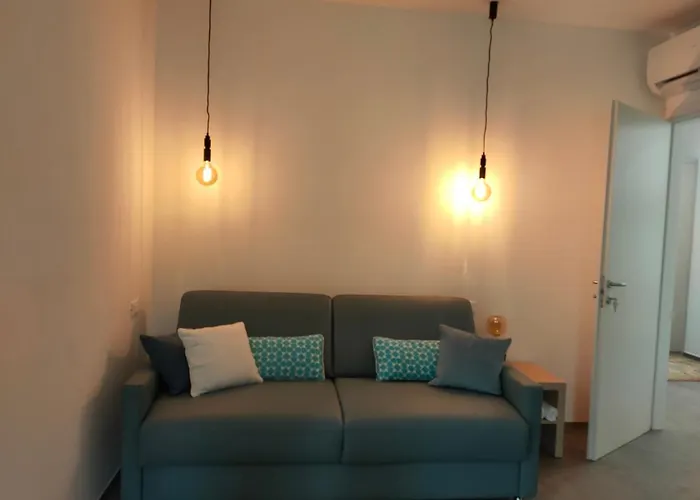 Iris Ar Holiday-home Πεσκιέρα ντελ Γκάρντα