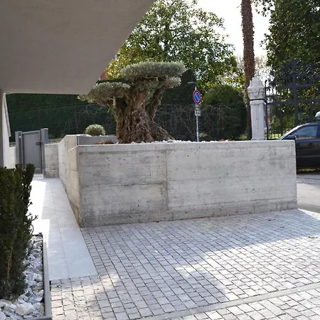 Apartman Iris Ar Holiday-home *