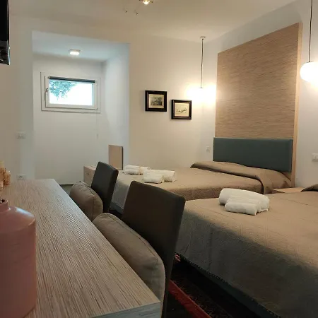 Iris Ar Holiday-home * Peschiera del Garda